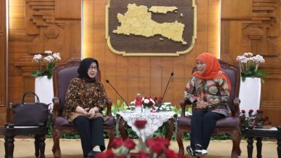 Gubernur Khofifah Dukung Kolaborasi Operasi Katarak se-Jatim