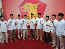 Fattah Jasin Ambil Formulir Pendaftaran Bakal Calon Bupati Pamekasan ke Partai Gerindra