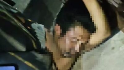 Maling Motor di Palengaan Pamekasan Diamuk Warga Hingga Telanjang, Pelaku Diamankan dan Satu Kabur