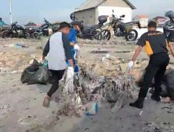 Pantai Pamekasan Kotor Ancam Biota Laut, Ini Langkah yang Dilakukan Satpolairud