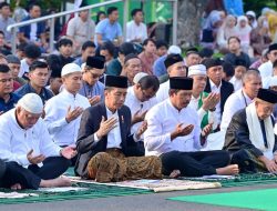 Presiden Jokowi dan Ibu Iriana Salat Iduladha 1445 Hijriah di Kota Semarang