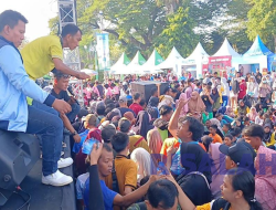 Rayakan HUT ke 11, Gapura Persembahkan Jalan-jalan Sehat Berhadiah Sepeda Motor