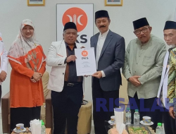 Fattah Jasin Terima SK dari PKS untuk Maju Jadi Calon Bupati Pamekasan