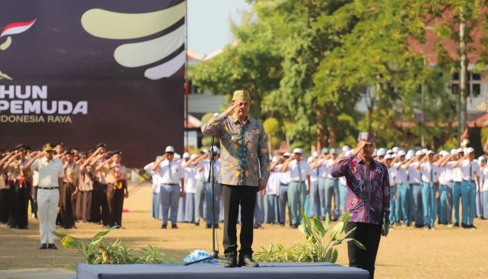 Pimpin Upacara Hari Sumpah Pemuda ke-96, Ini Pesan Pj Bupati Pamekasan untuk Generasi Muda