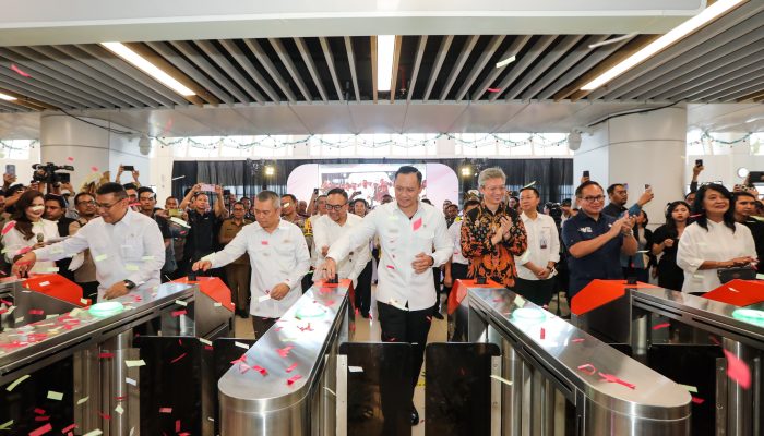 Menko AHY Resmikan Stasiun Whoosh Karawang, Berharap Menjadi Motor Penggerak Ekonomi