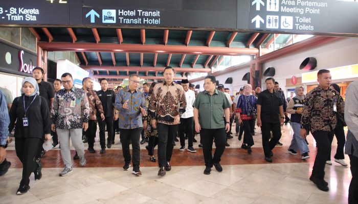 Menko AHY Tinjau Bandara Soekarno-Hatta, Siapkan Kebijakan Pro Rakyat untuk Kelancaran Mudik Lebaran 1446 H