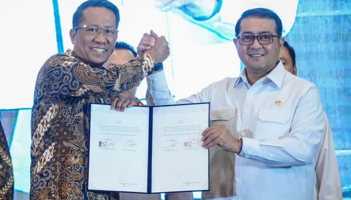Dorong Pelaku Ekraf Terus Bertumbuh, Menteri Ekraf Teken MoU dengan Kemenkum