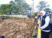 Bersama Bupati Pamekasan, Gubernur Jatim Khofifah Tinjau Normalisasi Sungai
