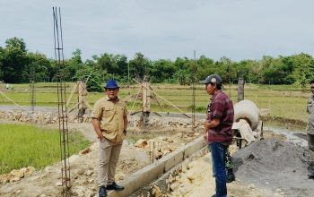 Kawal Program Prioritas Presiden, Wabup Pamekasan Pantau Langsung Pembangunan Koperasi Merah Putih