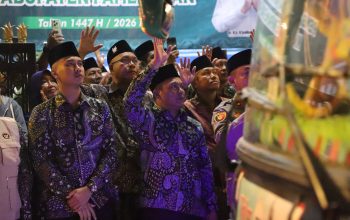 Wabup Pamekasan Berangkatkan 309 Jama’ah Haji Kloter Pertama
