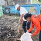 Gotong Royong Bersihkan Terminal Pamekasan, Wabup Sukriyanto Ajak Warga Jaga Lingkungan