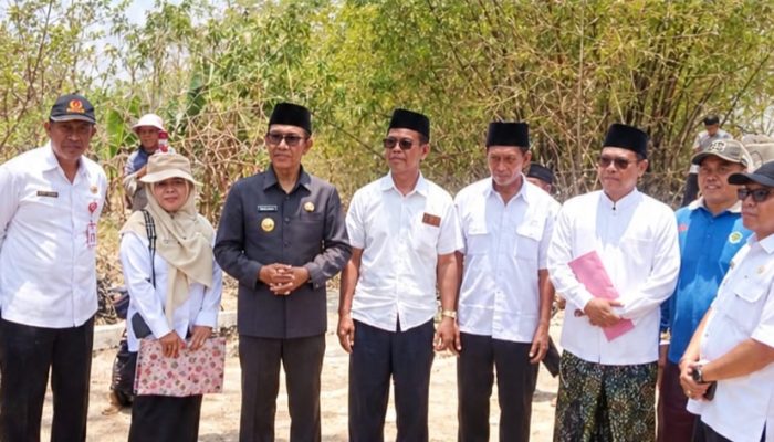 Tinjau Jembatan Swadaya, Moh Said Anggota DPRD Pamekasan Dorong Peningkatan Status Jalan Desa Jadi Jalan Kabupaten