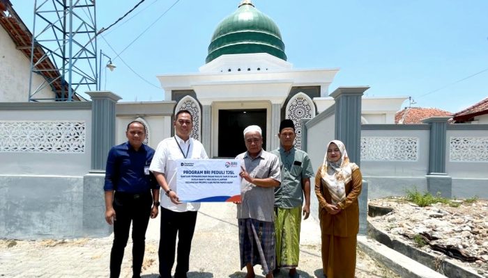 Wujud Kepedulian Sosial, BRI Bantu Pembangunan Sarana Ibadah di Pamekasan